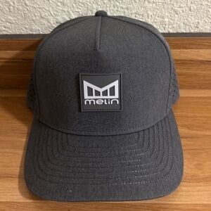 Melin Odysea Odyssey Stacked Hydro Golf Hat Classic NWT Heather Charcoal